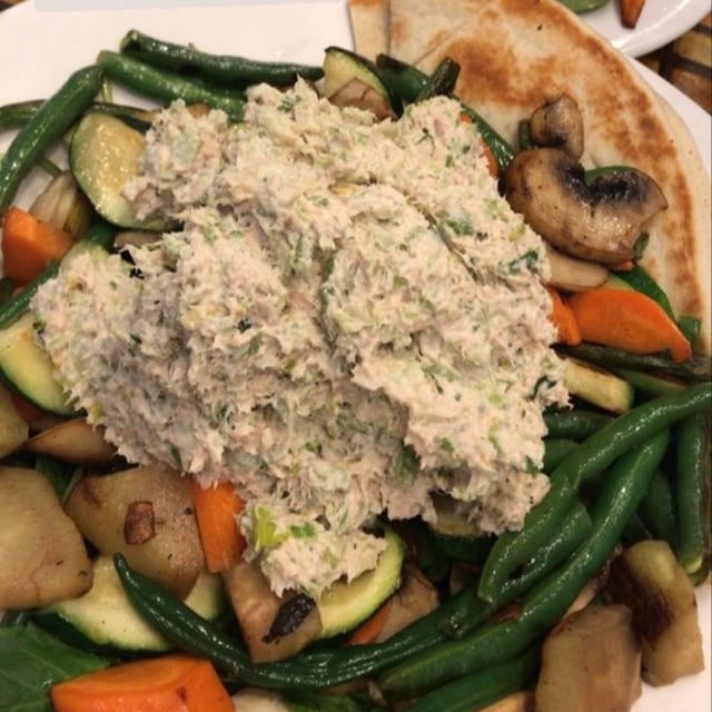 Farmers Choice Salad.